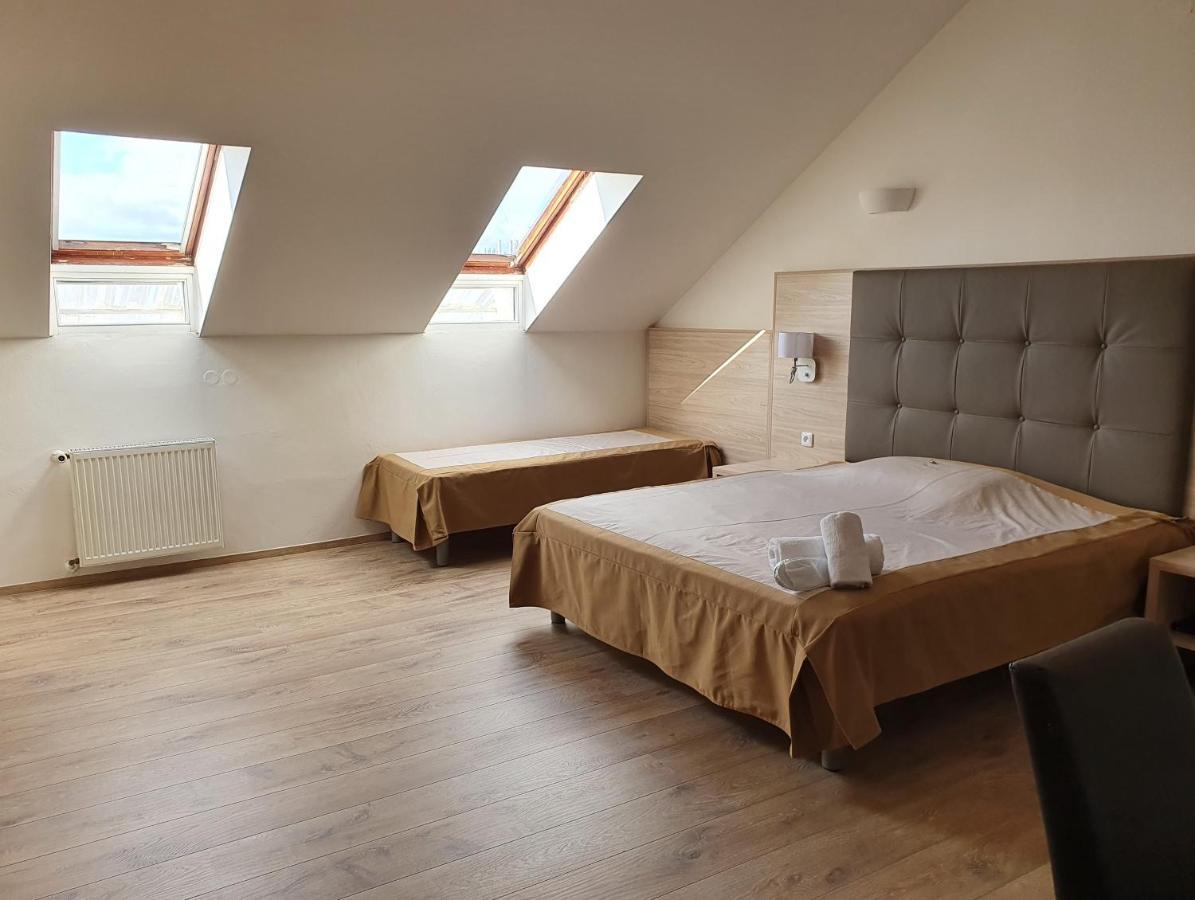 Hotel Select