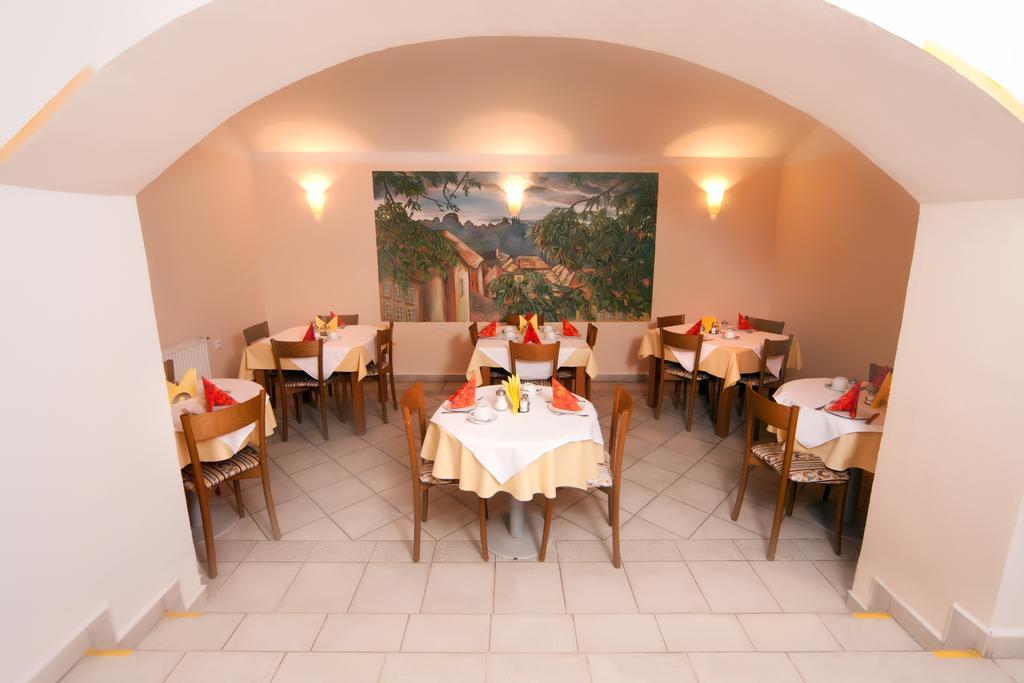 Hotel Select